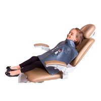 avental-de-borracha-plumbifera-com-protetor-de-tireoide-para-paciente-infantil-60x50cm-025mm-nmartins-26225a